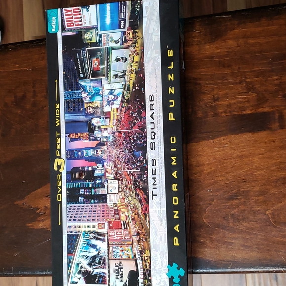Other - HOST PICK. 750pc Panoramic Times Square NY Puzzle